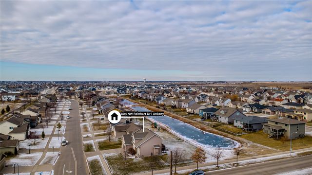 804 NW Reinhart Drive, Ankeny, IA 50023