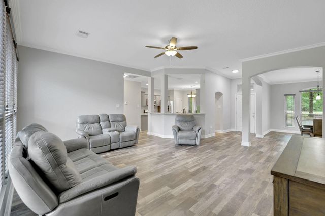 23943 Lost Spur, New Caney, TX 77357