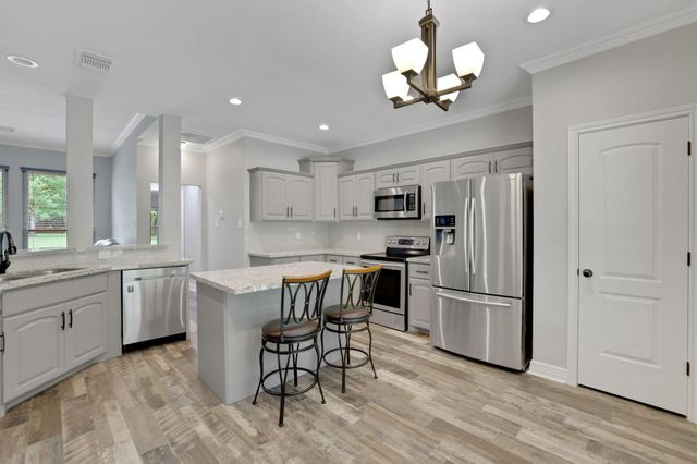 23943 Lost Spur, New Caney, TX 77357