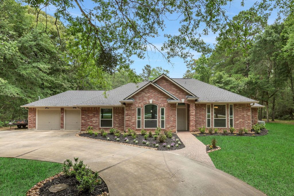 23943 Lost Spur, New Caney, TX 77357