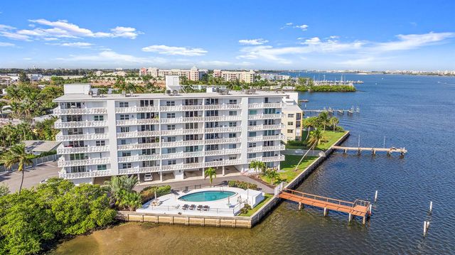 231 E Lantana Road 402, Lantana, FL 33462