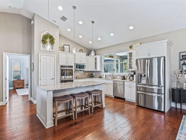 1410 MEADOW VIEW WAY, Lady Lake, FL 32159