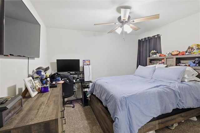 840 Gold Finch Way, Lake Charles, LA 70611