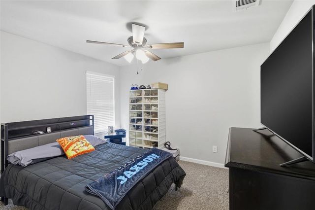 840 Gold Finch Way, Lake Charles, LA 70611