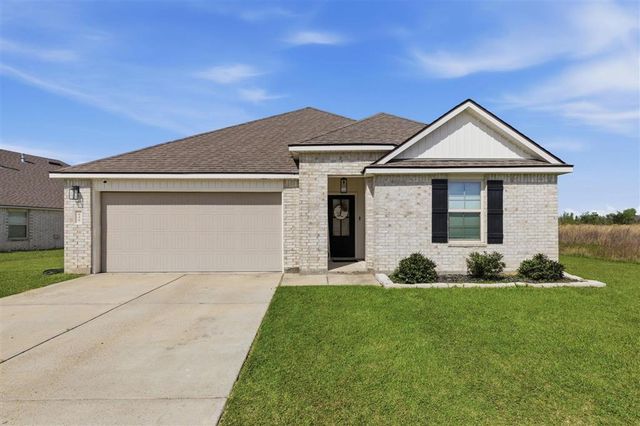 840 Gold Finch Way, Lake Charles, LA 70611