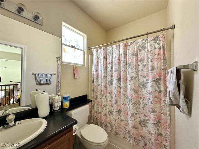 265 Blackstone River Avenue, Las Vegas, NV 89148