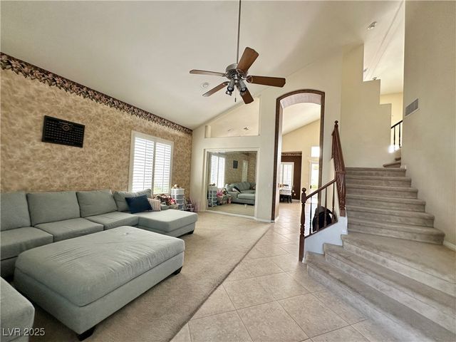 265 Blackstone River Avenue, Las Vegas, NV 89148