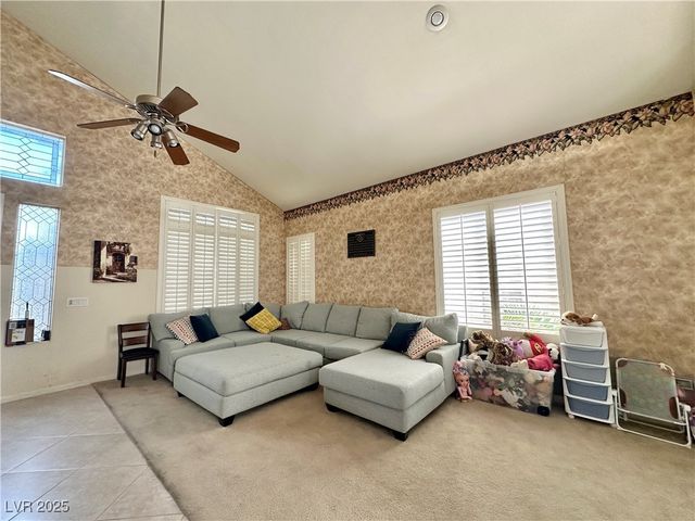 265 Blackstone River Avenue, Las Vegas, NV 89148