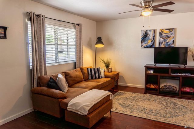 379 E HACIENDA DR, Yuma, AZ 85364