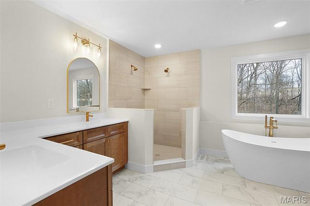 2412 Fiddlers Close Road 98 STB, Washington, MO 63090