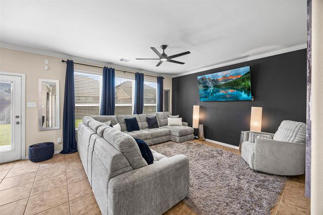 2403 Tall Sequoia Drive, Fresno, TX 77545