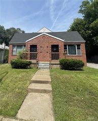 8873 Lowell Street, St Louis, MO 63147