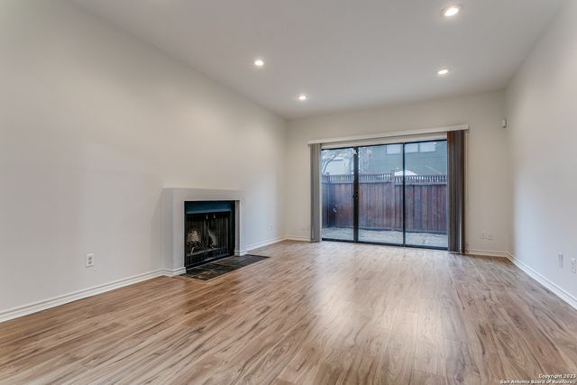 145 TERRELL RD, San Antonio, TX 78209