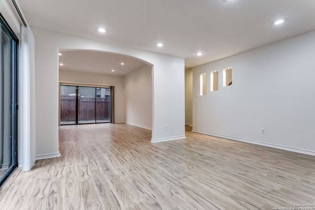 145 TERRELL RD, San Antonio, TX 78209