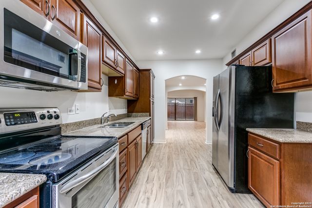 145 TERRELL RD, San Antonio, TX 78209