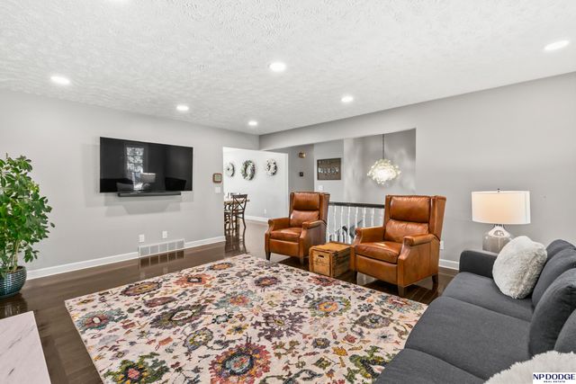 2105 S 163rd Circle, Omaha, NE 68130