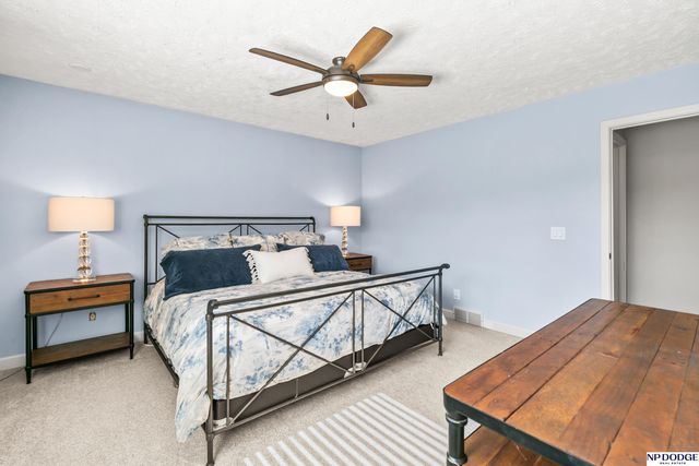 2105 S 163rd Circle, Omaha, NE 68130