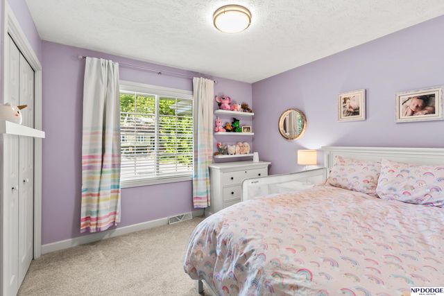 2105 S 163rd Circle, Omaha, NE 68130
