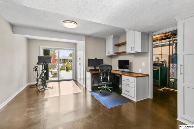 2105 S 163rd Circle, Omaha, NE 68130