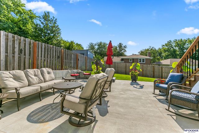 2105 S 163rd Circle, Omaha, NE 68130