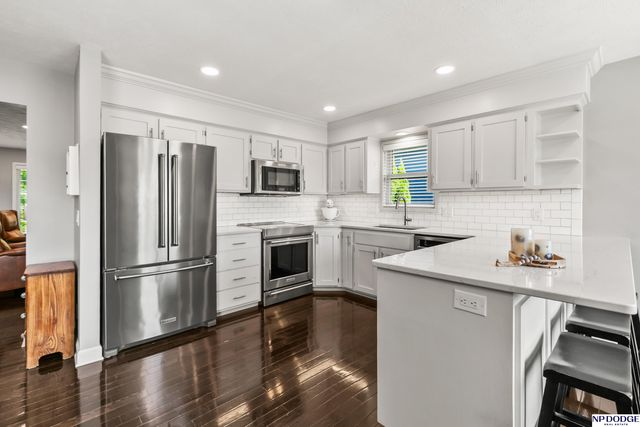 2105 S 163rd Circle, Omaha, NE 68130