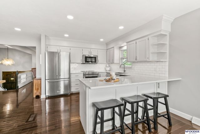 2105 S 163rd Circle, Omaha, NE 68130