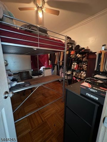 21 Danforth Ave, Jersey City, NJ 07305