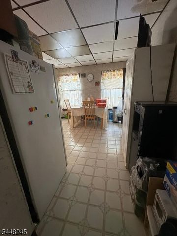 21 Danforth Ave, Jersey City, NJ 07305