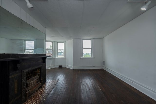 236 Kennedy Ave, Perry Hilltop, PA 15214