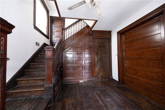 236 Kennedy Ave, Perry Hilltop, PA 15214