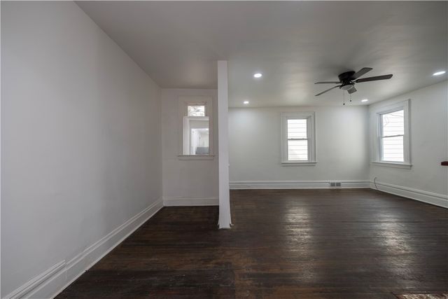 236 Kennedy Ave, Perry Hilltop, PA 15214