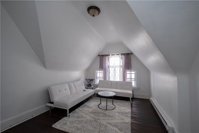 236 Kennedy Ave, Perry Hilltop, PA 15214