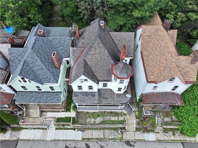 236 Kennedy Ave, Perry Hilltop, PA 15214