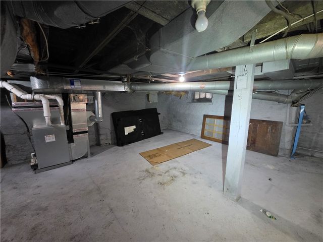 236 Kennedy Ave, Perry Hilltop, PA 15214