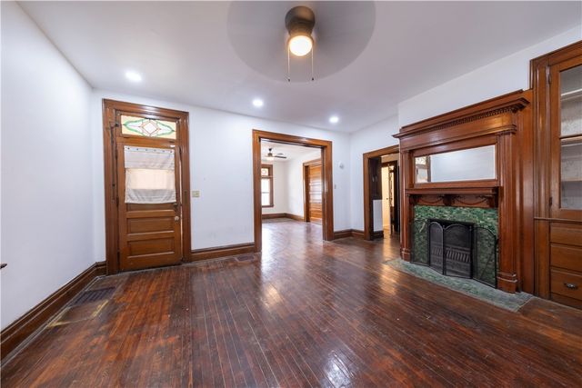 236 Kennedy Ave, Perry Hilltop, PA 15214
