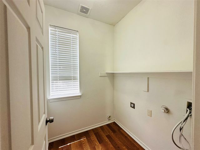 5903 Naravista Drive, Dallas, TX 75249