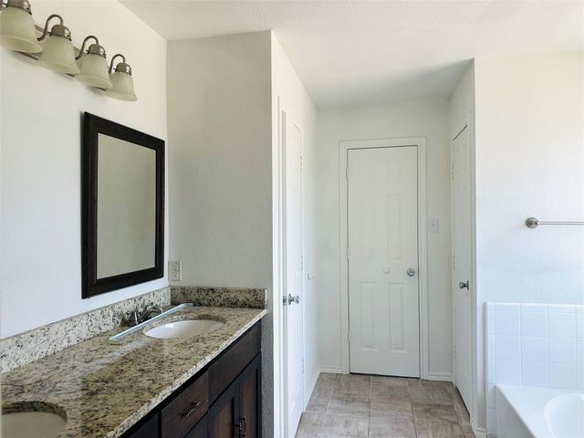 5903 Naravista Drive, Dallas, TX 75249