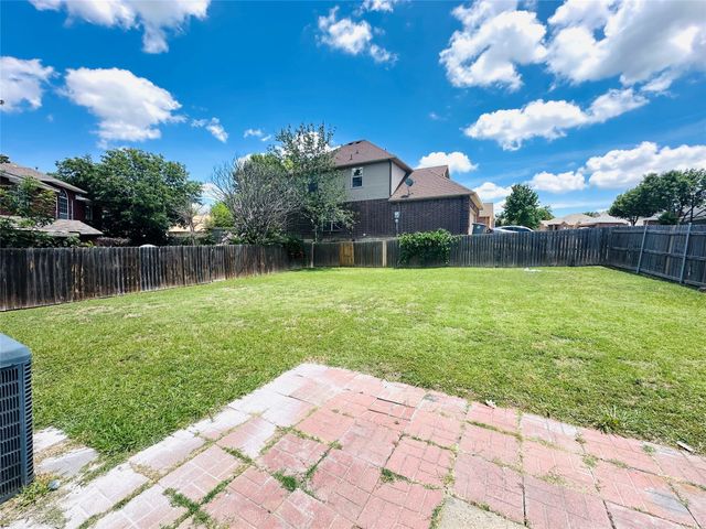 5903 Naravista Drive, Dallas, TX 75249