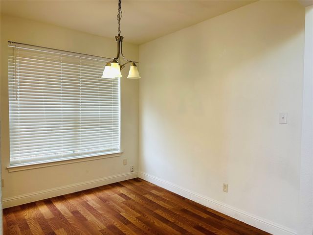 5903 Naravista Drive, Dallas, TX 75249