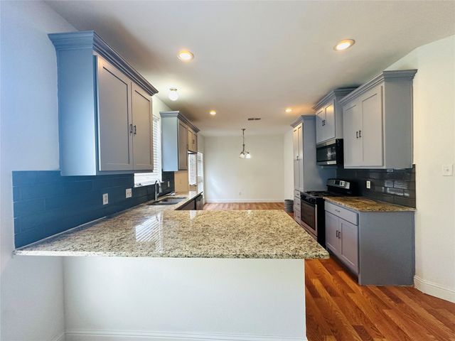 5903 Naravista Drive, Dallas, TX 75249