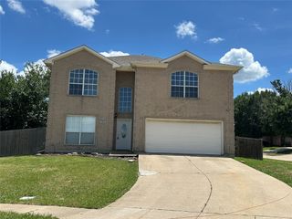 5903 Naravista Drive, Dallas, TX 75249