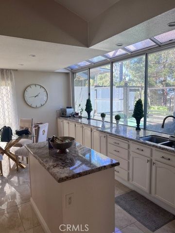 2899 Amber Drive, Corona, CA 92882