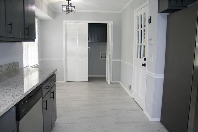 2075 Pinewood Drive, Covington, GA 30016