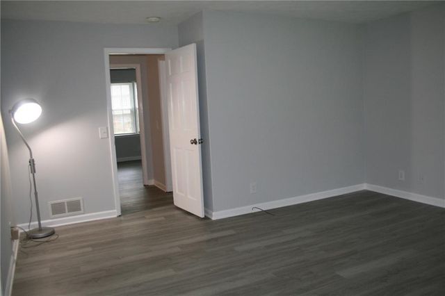 2075 Pinewood Drive, Covington, GA 30016