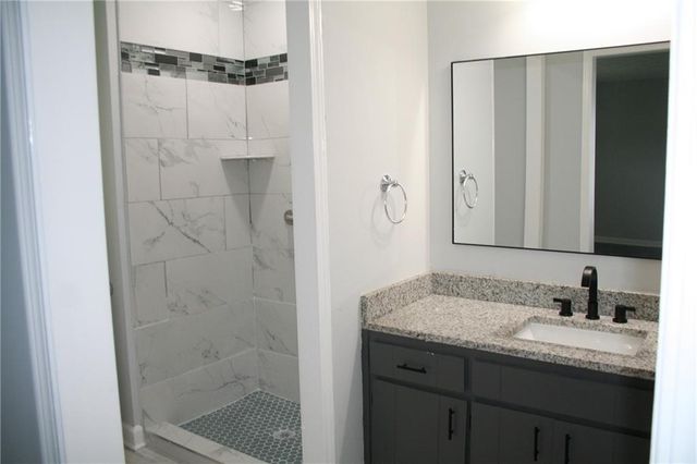 2075 Pinewood Drive, Covington, GA 30016