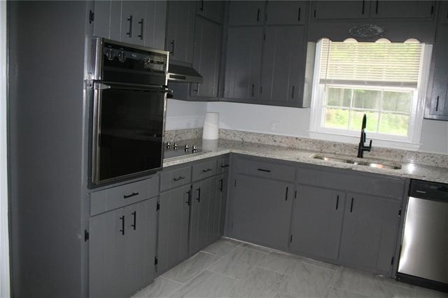 2075 Pinewood Drive, Covington, GA 30016