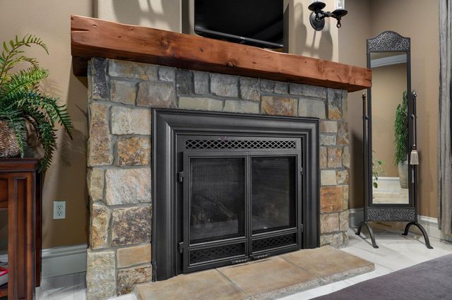 825 Legacy Farms Road, Saddlebrooke, MO 65630