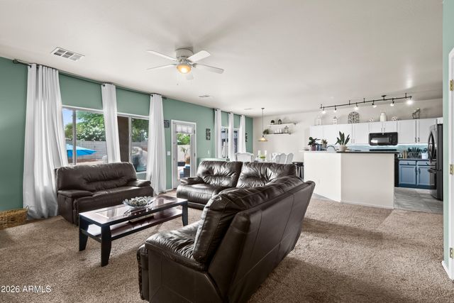 2011 W BRANHAM Lane, Phoenix, AZ 85041