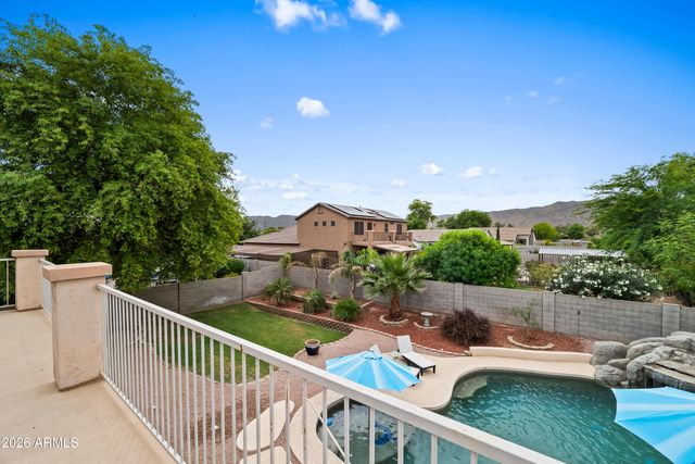 2011 W BRANHAM Lane, Phoenix, AZ 85041