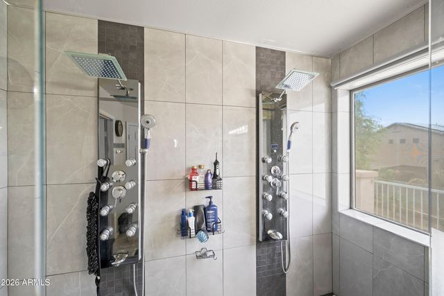 2011 W BRANHAM Lane, Phoenix, AZ 85041